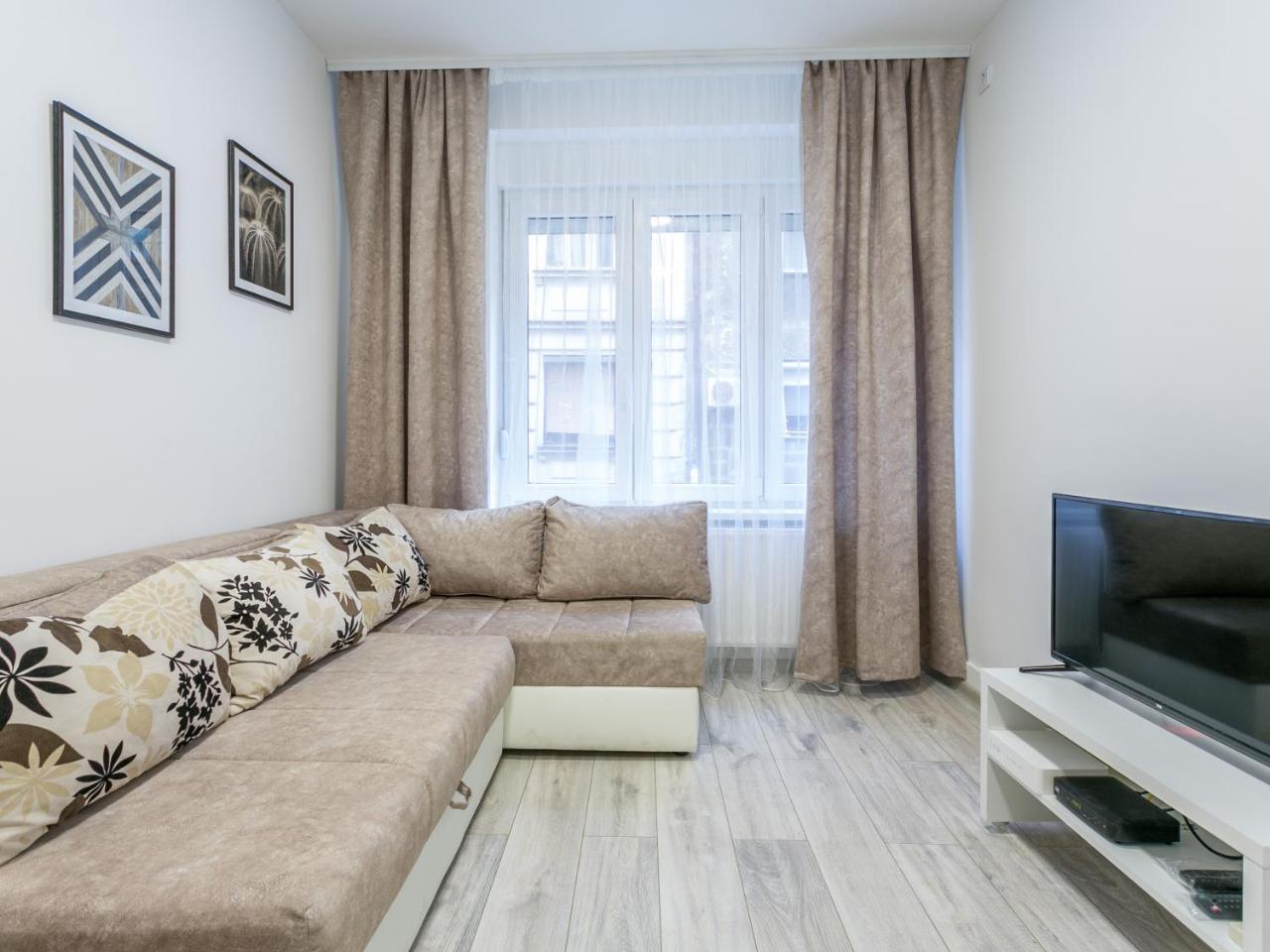 Belgrade Renting Down Apartment Exterior foto